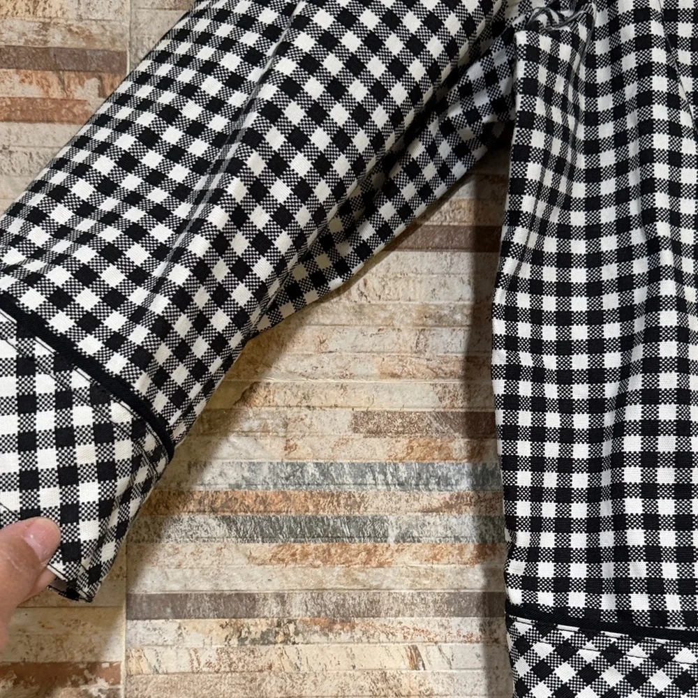 Jones New York Checkered Blazer with Gold Accents - Picture 3 of 6